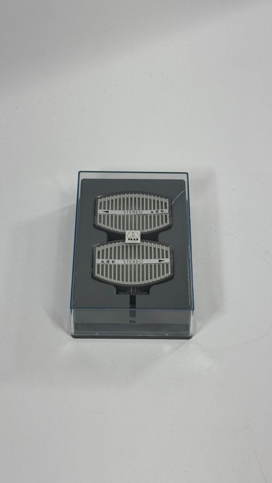 Microphones stéréo rétro AKG D66 – Son et design emblématiques des années 60/70 | Objet de collection vintage