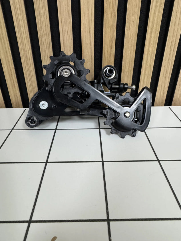 T11FEB23-2A GX rear derailleur 11s