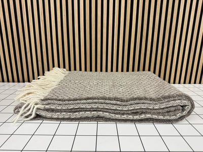 Warm wollen plaid / kleed (140x180 cm)