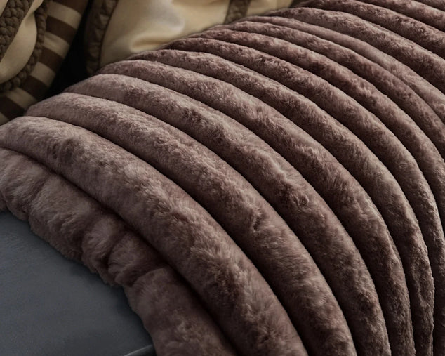Rib Rabbit Fur Plaid Taupe 240 x 200