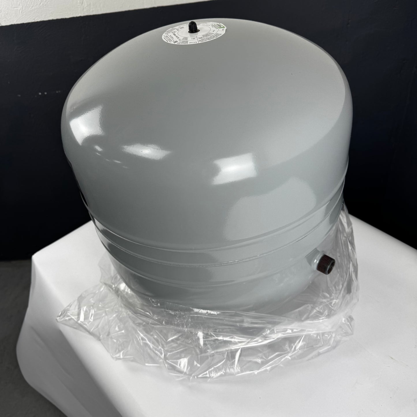 Vase d'expansion à membrane réflexe N50/1.0 8209310