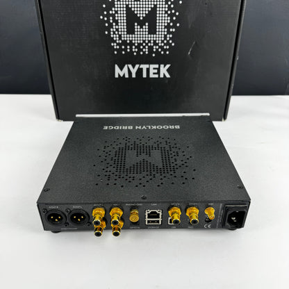 Mytek Brooklyn Bridge – Convertisseur numérique-analogique haut de gamme et lecteur réseau – Préamplificateur et amplificateur casque BKRL-BRG-S
