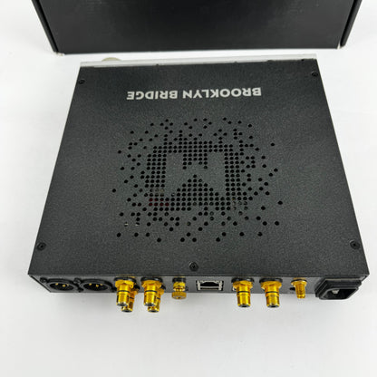 Mytek Brooklyn Bridge – Convertisseur numérique-analogique haut de gamme et lecteur réseau – Préamplificateur et amplificateur casque BKRL-BRG-S