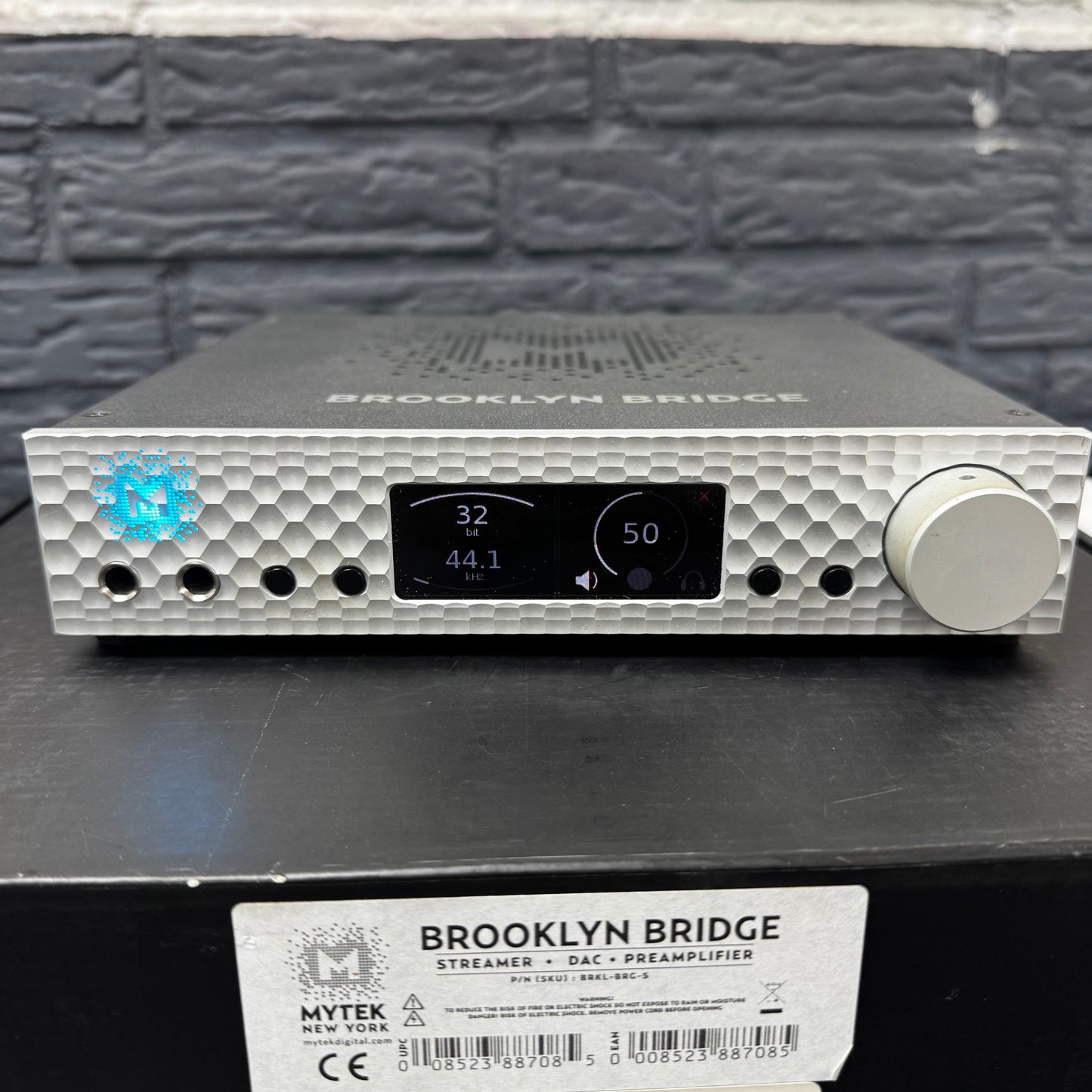 Mytek Brooklyn Bridge – Convertisseur numérique-analogique haut de gamme et lecteur réseau – Préamplificateur et amplificateur casque BKRL-BRG-S