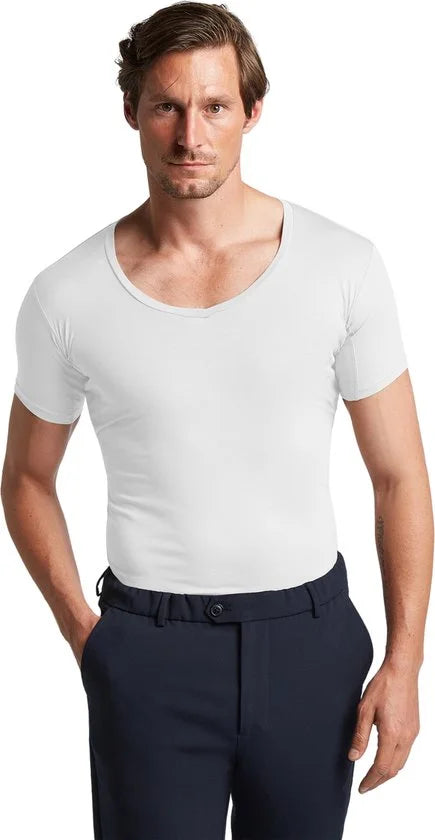 LABFRESH zweetbestendig ondershirt - antibacterieel, geurwerend, onzichtbaar, Gerecycled Bio-materiaal.