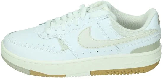 Nike Sneakers Vrouwen - Maat 38.5