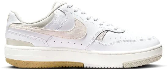 Nike Sneakers Vrouwen - Maat 38.5