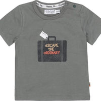 Dirkje | T-shirt legergroen koffertje | Jongens | 62