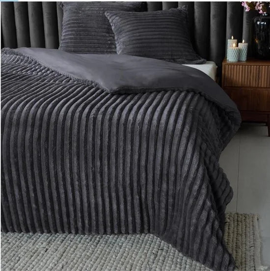 Teddy Ribbed Dekbedovertrek Antraciet – 2-delig – Superzacht Fleece – Warm & Comfortabel – 200 x 200/220 cm | 2-persoons